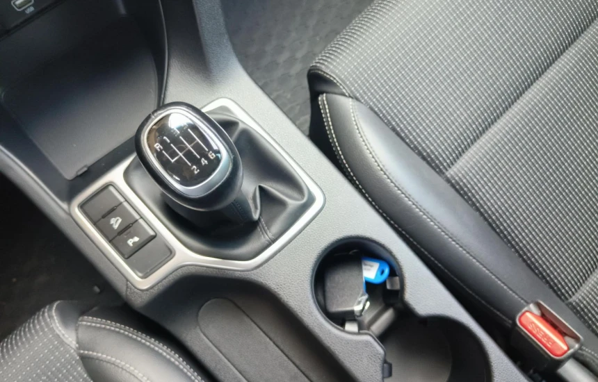 Kia Sportage 1,6 GDI 6MT 2WD BLACK EDITION