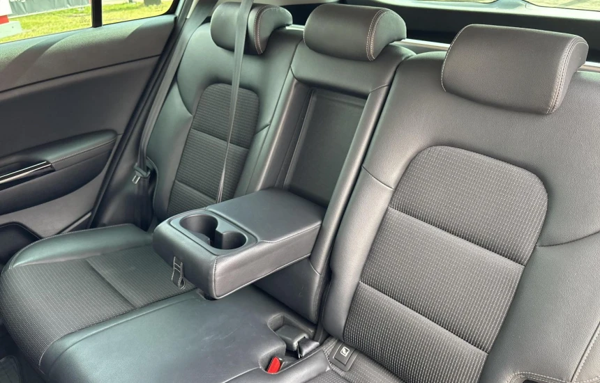 Kia Sportage 1,6 GDI 6MT 2WD BLACK EDITION