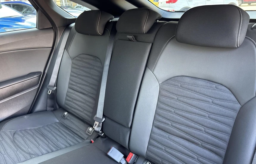 Kia Proceed 1,5T-GDI 6MT MY25 GT-LINE+TEC+AEB