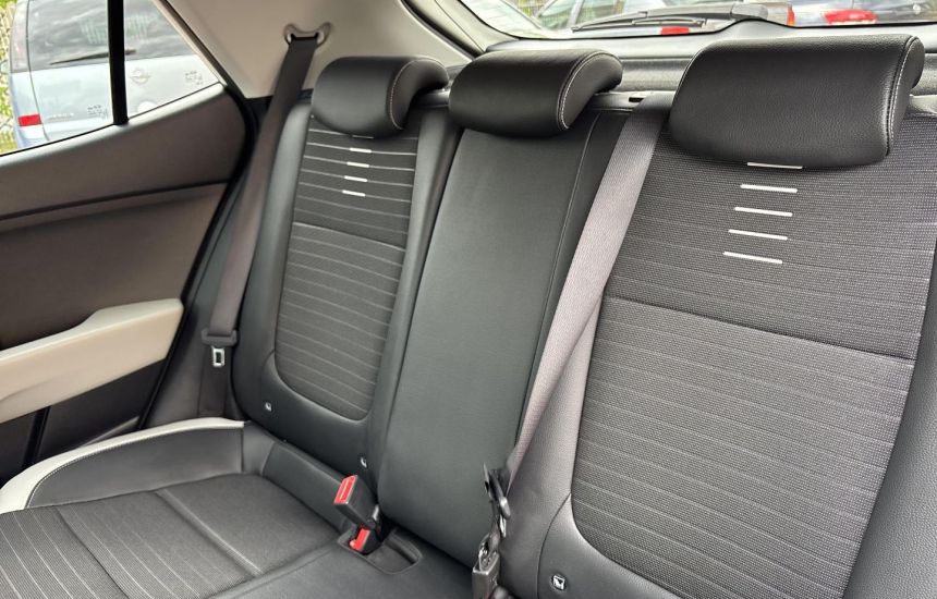 Kia Stonic  REZERWACJA!!/1.4MPI 6MT L+STY+2TR