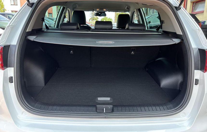 Kia Sportage 1,6 GDI 6MT 2WD BLACK EDITION