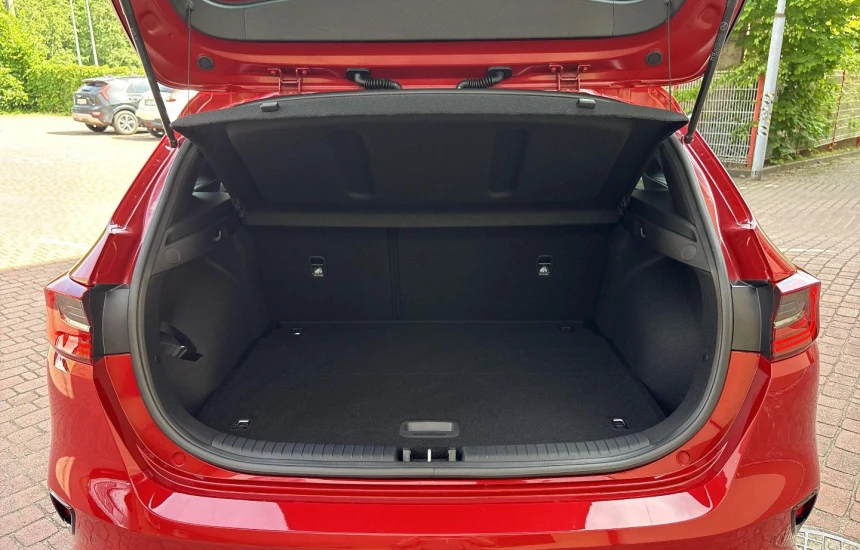 Kia Ceed 1,5T-GDI 6MT MY25 TRIBUTE