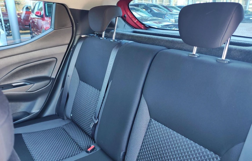 Nissan Micra K14 1.0 MT5 Acenta