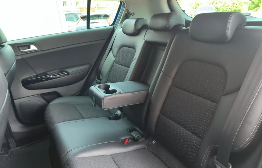 Kia Sportage 1,6 GDI 6MT 2WD BLACK EDITION