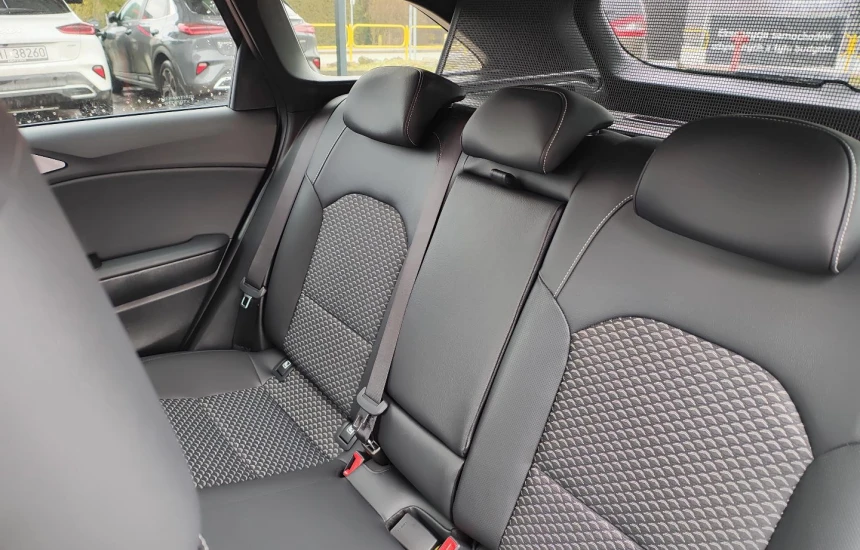 Kia Ceed SW 1.5T- GDI 6MT TRIBUTE+17''