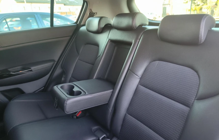 Kia Sportage 1,6 GDI 6MT 2WD BLACK EDITION