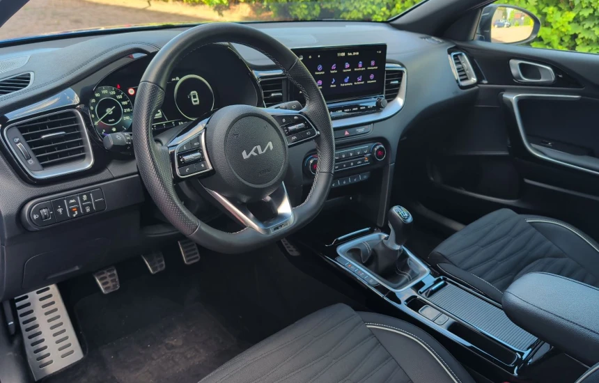 Kia Proceed _SBK 1,5T-GDI 6MT MY24 GT-LINE+TEC+AEB
