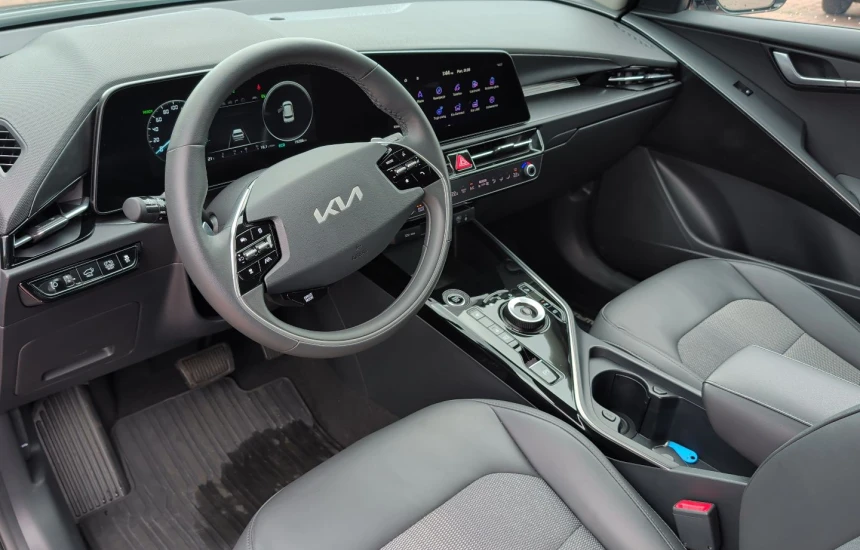 Kia Niro 1.6 GDI MY23 BUSINESS LINE_HEV