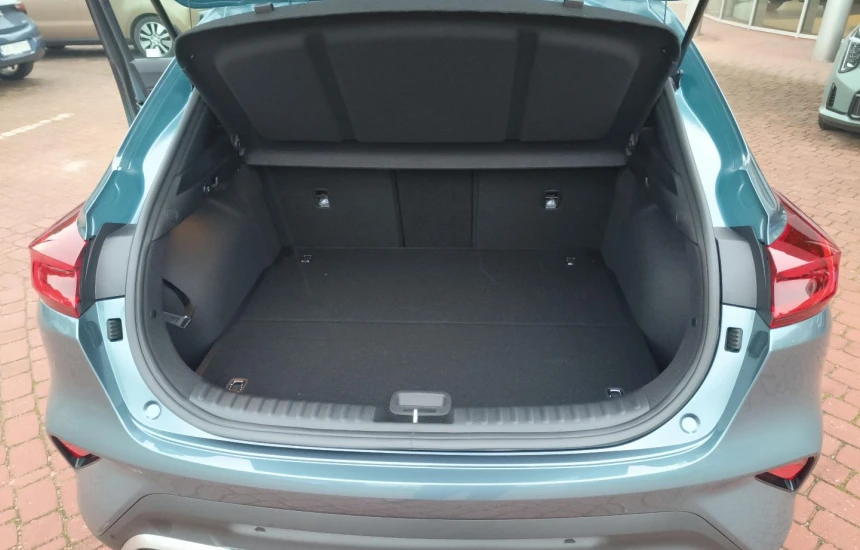 Kia XCeed 1,5T-GDI 7DCT MY25 L+AEB+Panorama