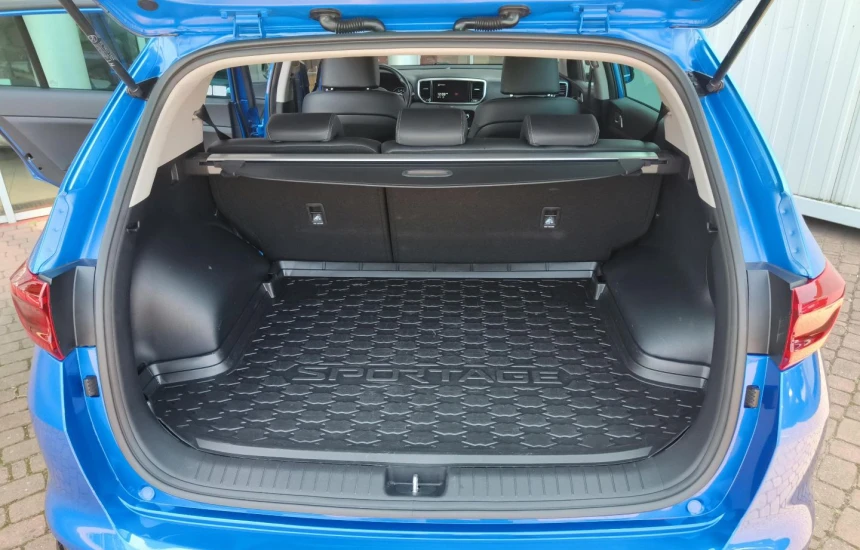 Kia Sportage 1,6 GDI 6MT 2WD BLACK EDITION