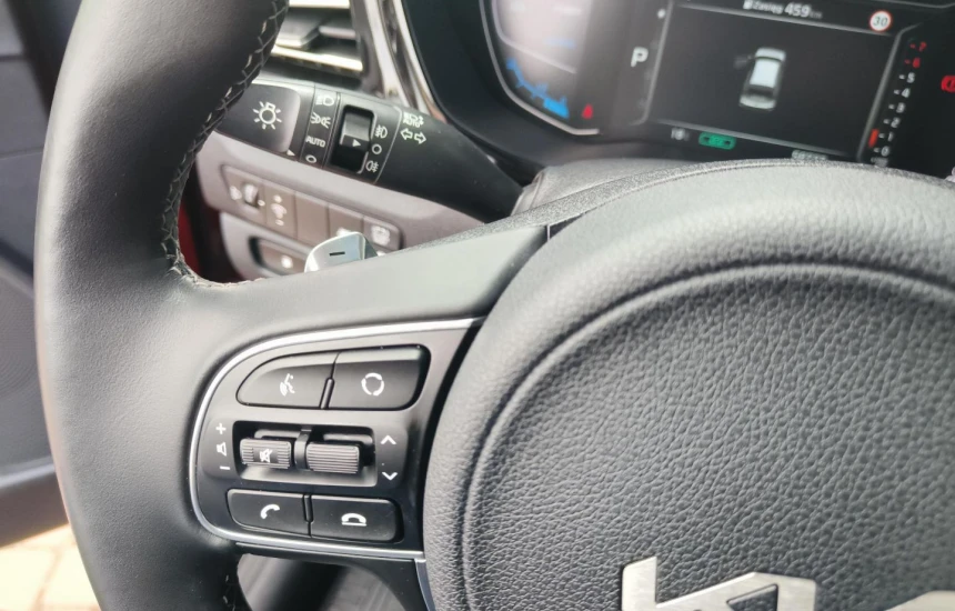 Kia Niro 1.6 GDI HYBRID L+BL3