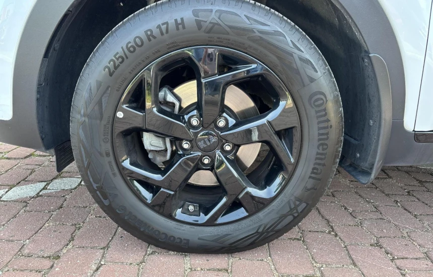 Kia Sportage 1,6 GDI 6MT 2WD BLACK EDITION