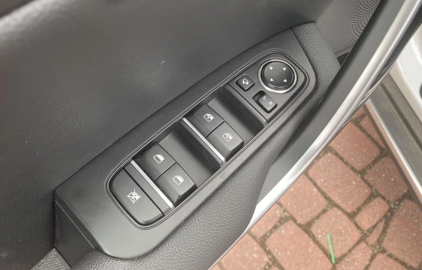 Kia XCeed 1.6 GDI PHEV MY23 L