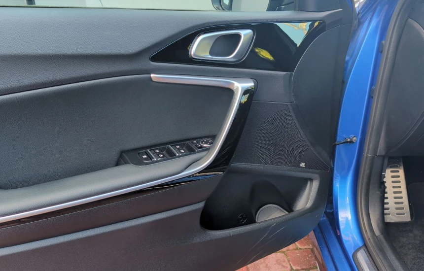 Kia Proceed _SBK 1,5T-GDI 6MT MY24 GT-LINE+TEC+AEB