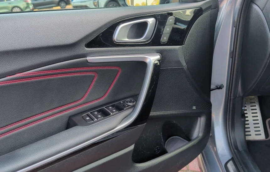 Kia Ceed GT GT 7DCT+AEB