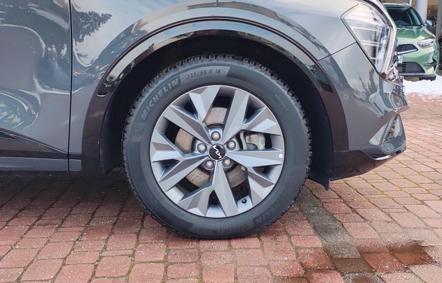 Kia Sportage 1,6T-GDI 6AT FWD HEV MY22 GT-LINE+2TR+LTH+HAR+PNS+SUS+AE+