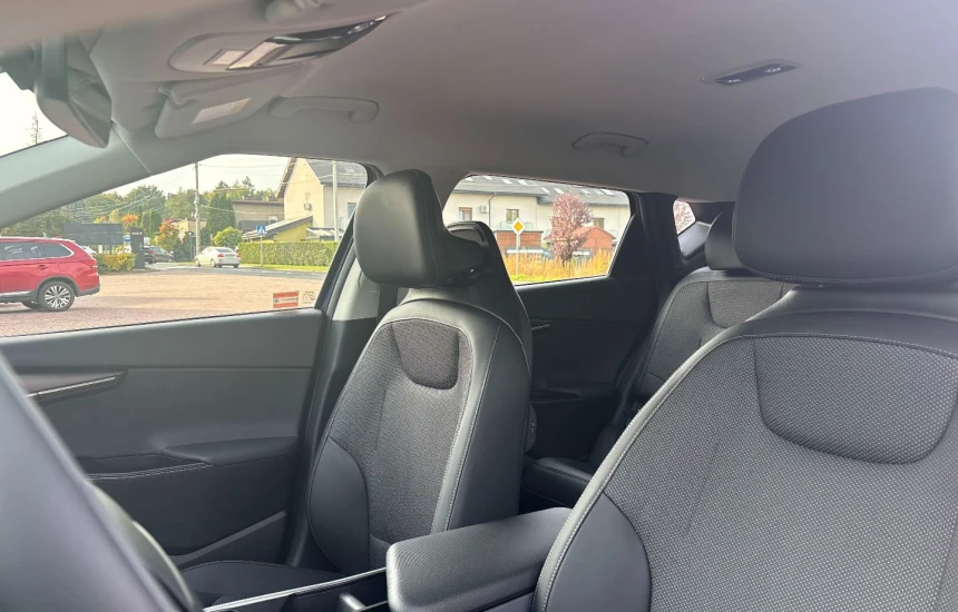 Kia EV6 84kWh Air Yacht Blue