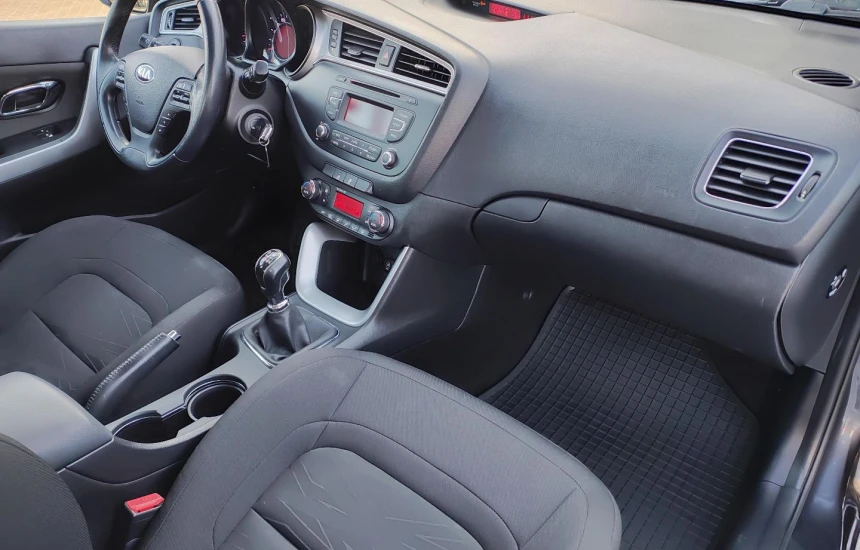 Kia Ceed 1.4 M + DFA