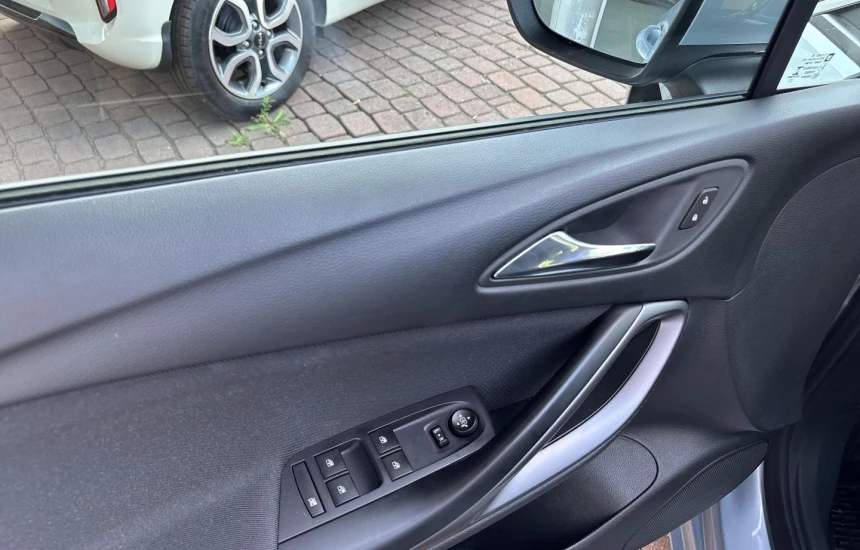 Opel Astra 1.4 Enjoy