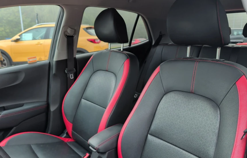 Kia Picanto 1.2 GT Line AMT + AEB