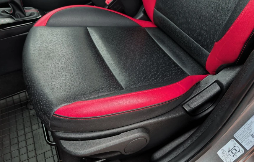 Kia Picanto 1.2 GT Line AMT + AEB