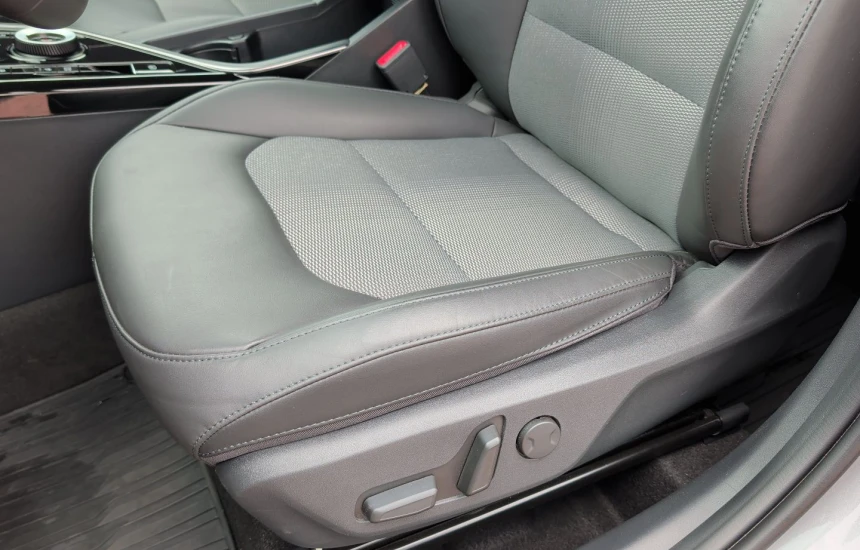 Kia Niro 1.6 GDI MY23 BUSINESS LINE_HEV