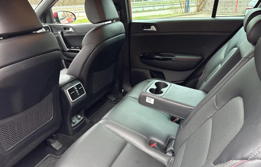 Kia Sportage 1,6T-GDI 6MT 2WD FL GT LINE