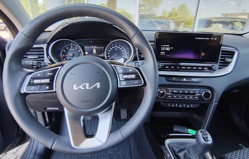 Kia Ceed SW 1.5 T-GDI Tribute