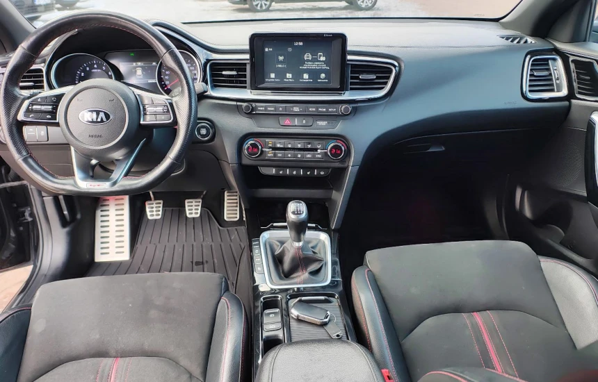 Kia Ceed GT 1,6T 204KM GT + WIN