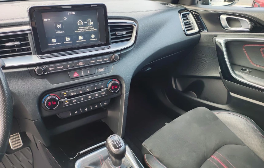 Kia Ceed GT 1,6T 204KM GT + WIN