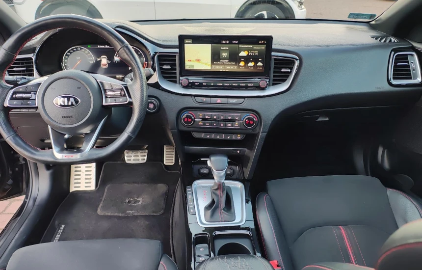 Kia Proceed 1,6T-GDI 7DCT GT+PRE+TEC+AEB+PNS