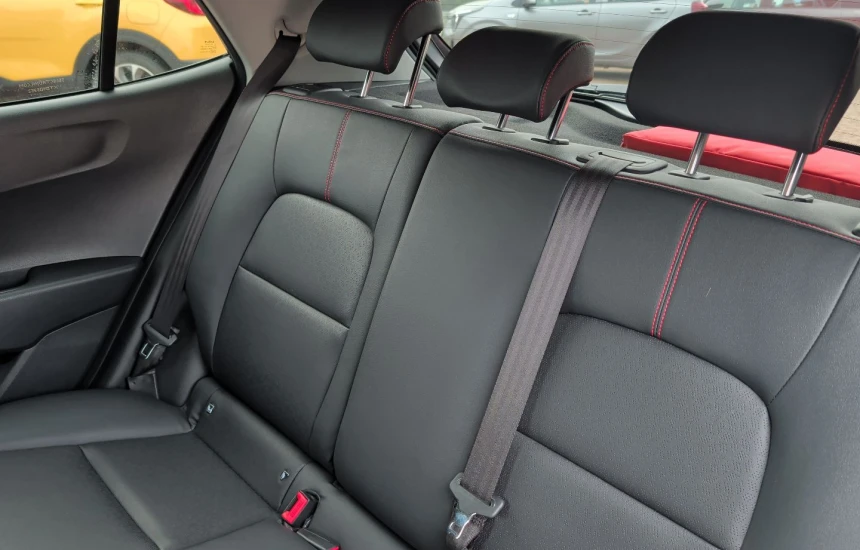 Kia Picanto 1.2 GT Line AMT + AEB