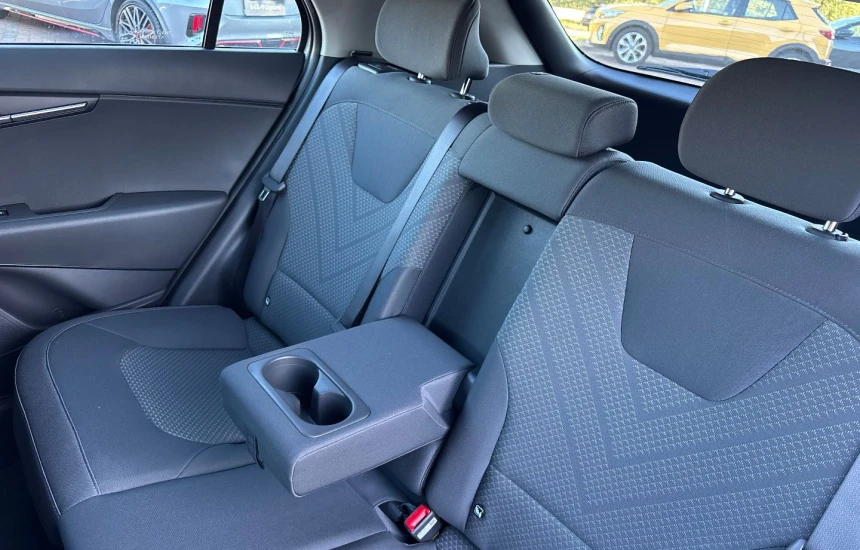 Kia Niro  Hybrid 1.6 138KM ROK PRODUKCJI 2026 MODEL 27