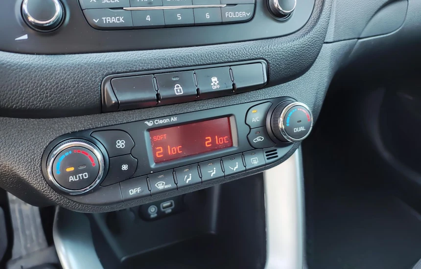 Kia Ceed 1.4 M + DFA