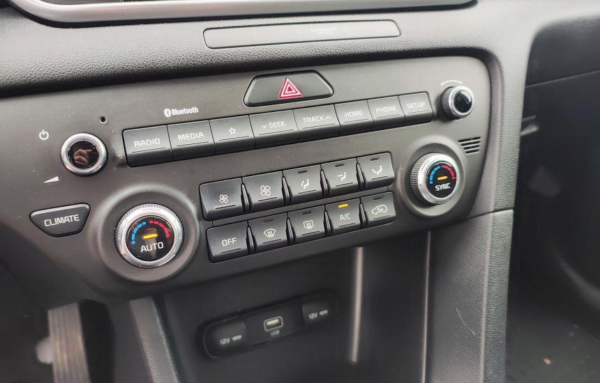 Kia Sportage REZERWACJA/1,6 GDI 6MT 2WD FL M+SMT