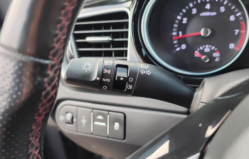 Kia Ceed GT 1,6T 204KM GT + WIN