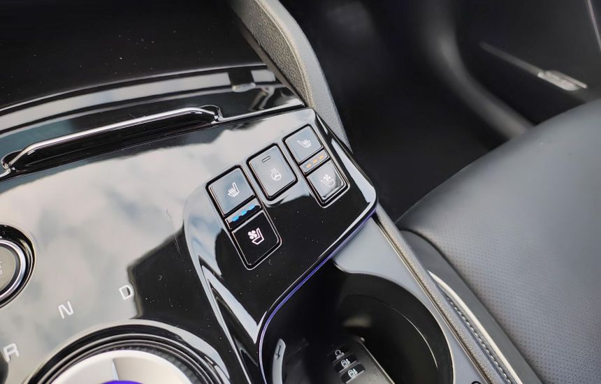 Kia Sportage 1,6T-GDI 6AT FWD HEV MY22 GT-LINE+2TR+LTH+HAR+PNS+SUS+AE+