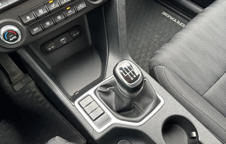 Kia Sportage 1,6GDI 6MT 2WD MY21 M