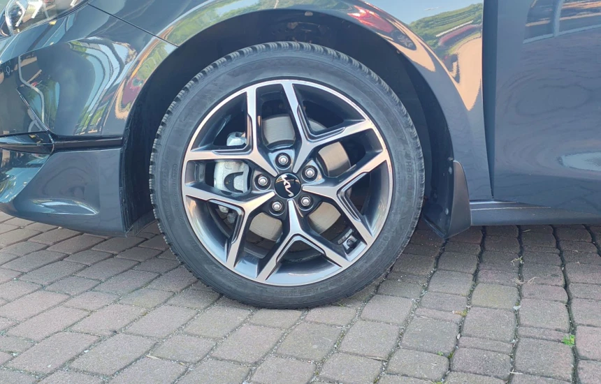 Kia Ceed SW 1.5 T-GDI Tribute