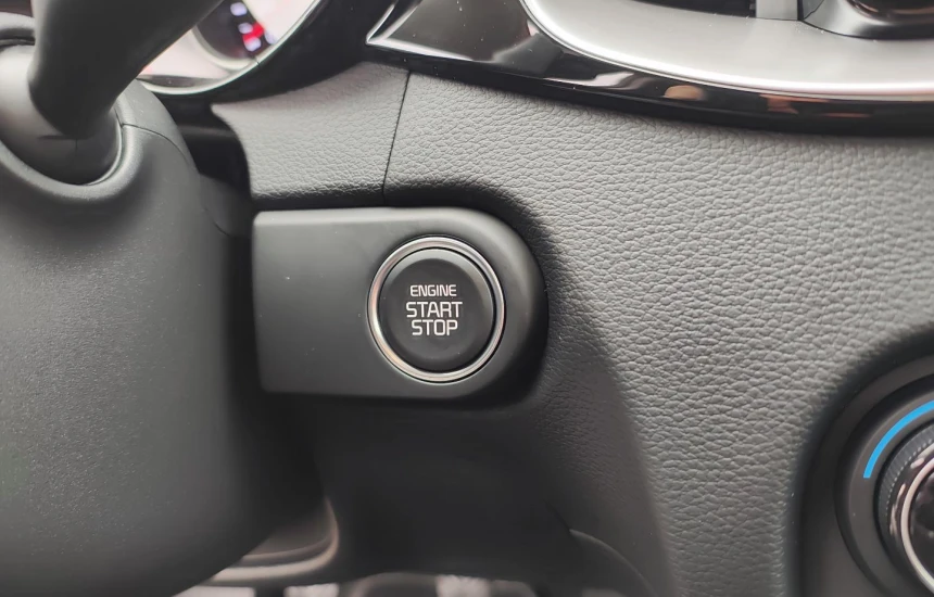 Kia Ceed SW 1.5T- GDI 6MT TRIBUTE+17''