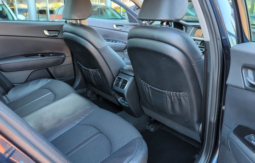 Kia Optima 1.7 CRDi L + NAV sedan