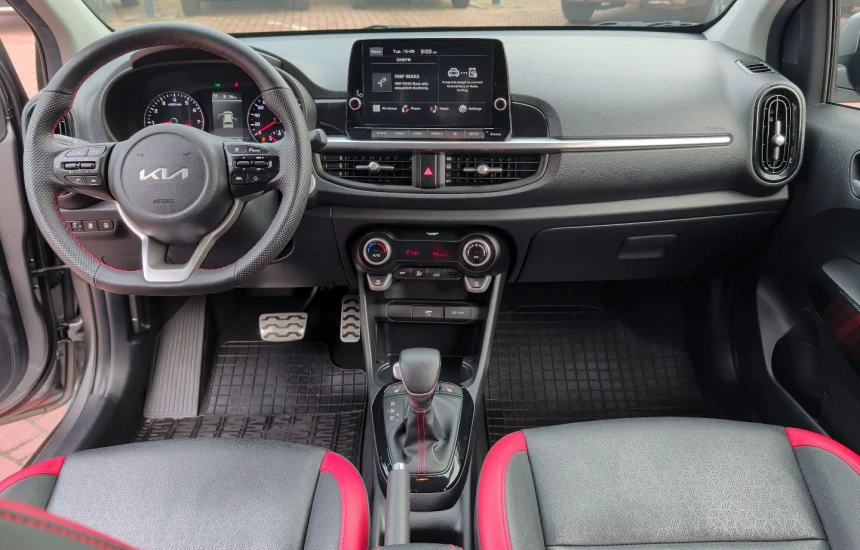 Kia Picanto 1.2 GT Line AMT + AEB