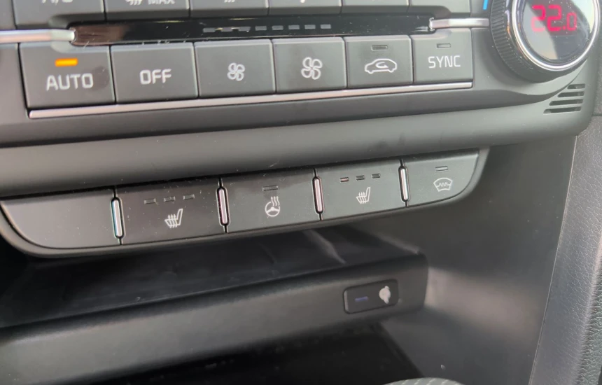 Kia Ceed GT GT 7DCT+AEB