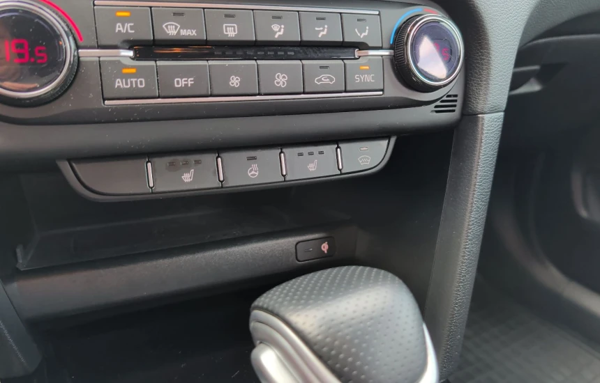 Kia Proceed GT line DCT + TEC+AEB+18'