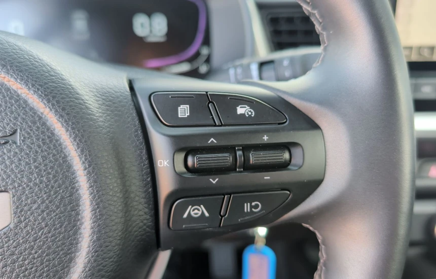 Kia Stonic  1.0 T-GDI DCT M + SMT 
