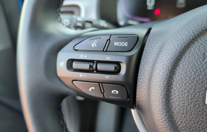 Kia Stonic  1.0 T-GDI DCT M + SMT 