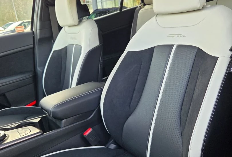 Kia Sportage 1.6 T-GDi HEV 239KM Gt Line 