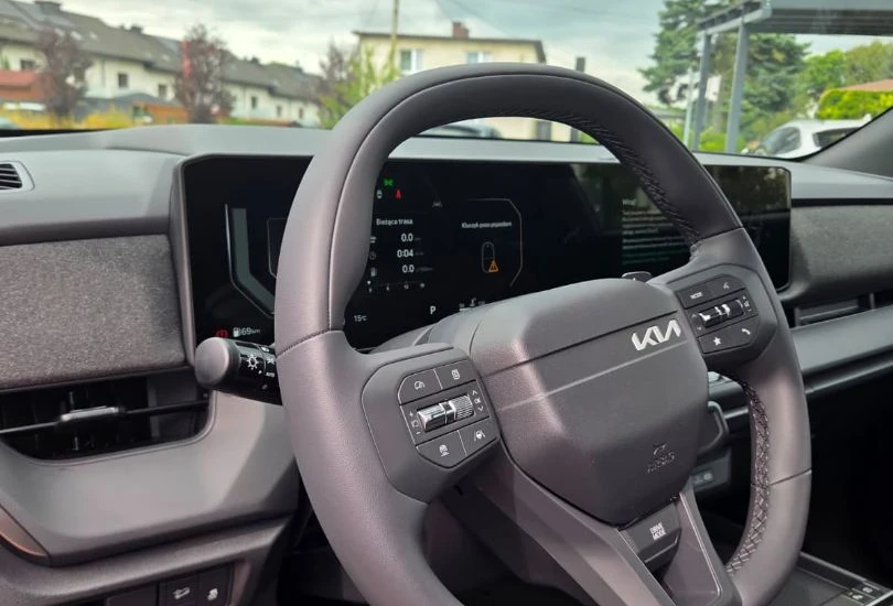 Kia Seltos XLine PALE GREY M